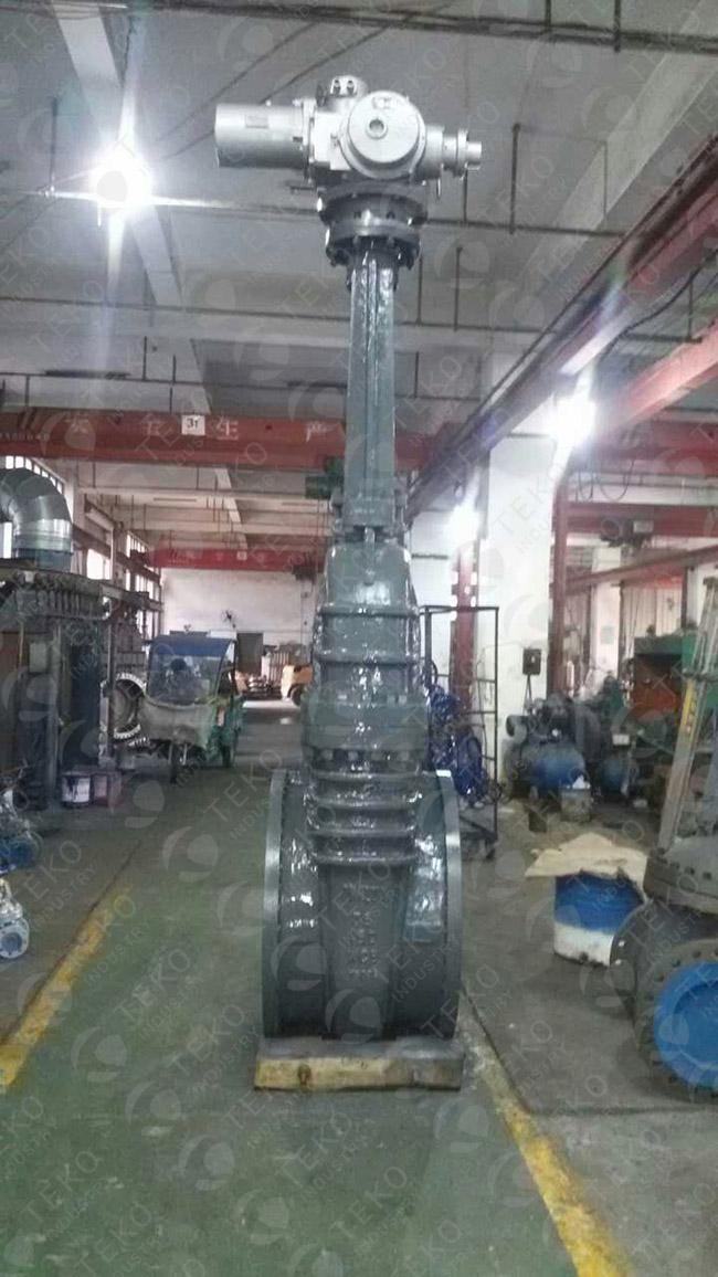Flanged End Flexible Wedge Gate Valve , Large Size 2-36 Inch Cast Steel Gate Valve 0